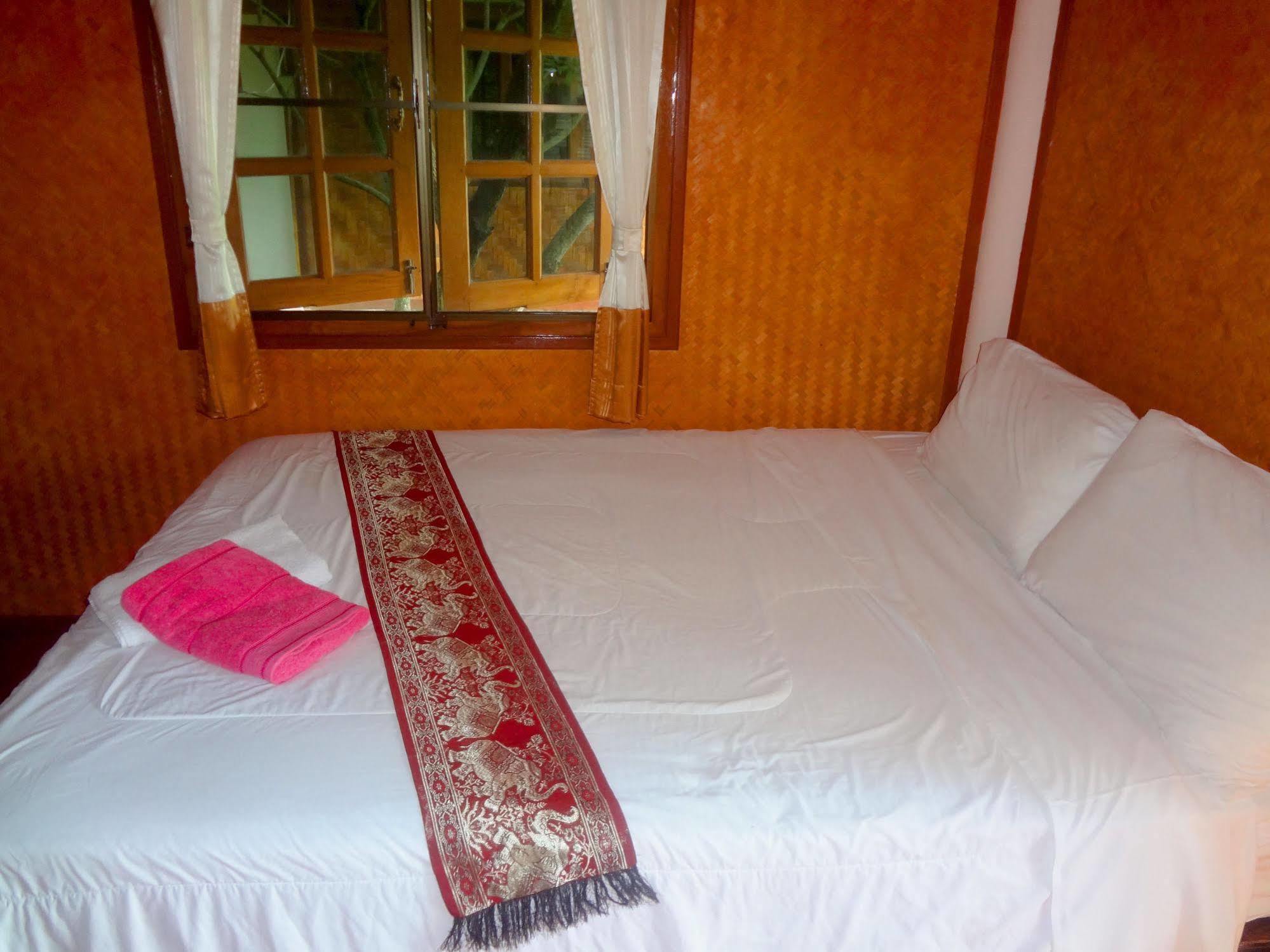 Orange Grove Resort Pai Extérieur photo